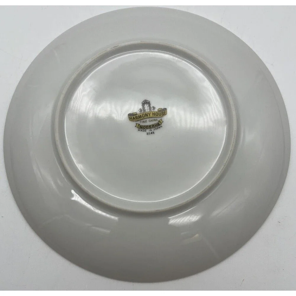2 harmony house Moderne fine china Japan Desert Appetizer Plate White Silver Rim